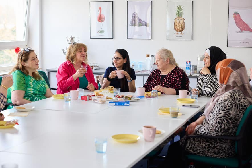 Unser Sprachcafé ist ein Raum für Begegnung, Austausch und gemeinsames Lernen.